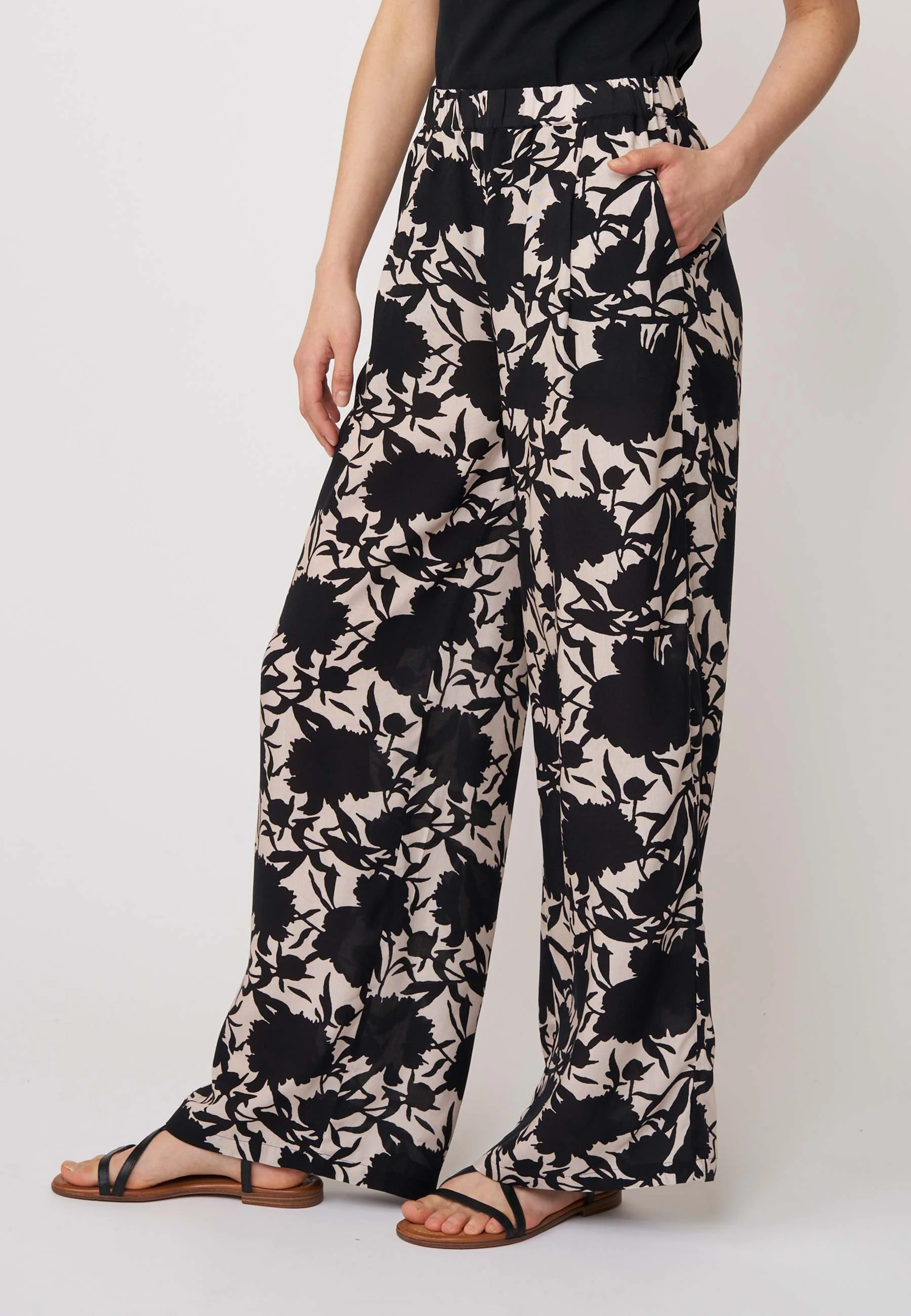 Hose, Modell Rebeca - Image 4